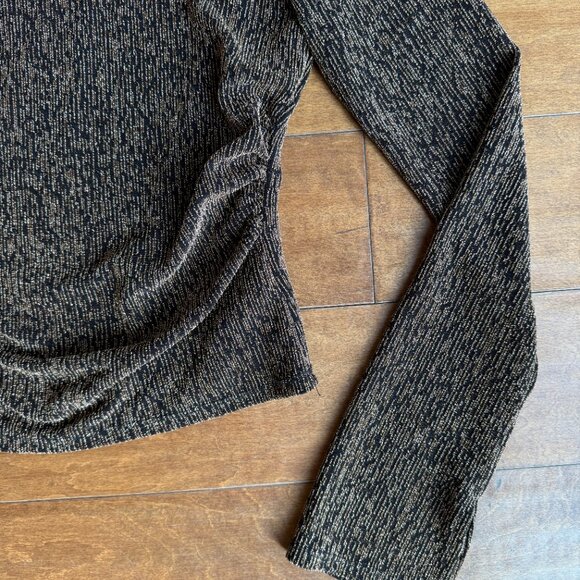 Francesca’s Metallic Long-Sleeve Shimmer Top — Black/Gold — Size M - Picture 2 of 6